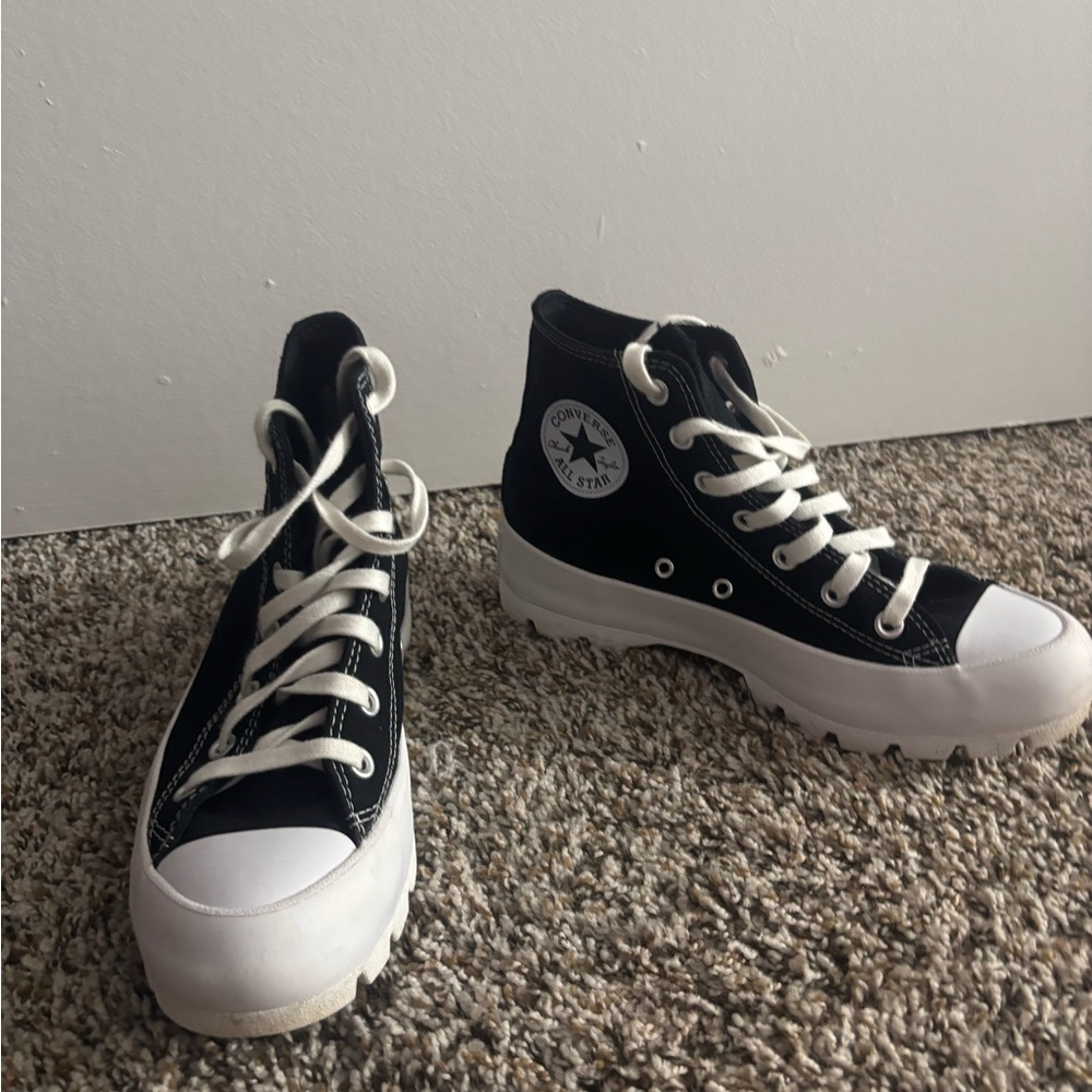 Converse - Picture 2 of 2